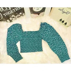 Ditsy Floral Crop Blouse